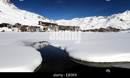 Llandscape e località sciistica nelle Alpi Francesi,Tignes, Le Clavet, Tarentaise, Francia Foto Stock