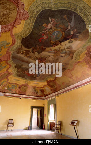 Italia, Calabria, Santa Severina, interni del castello, stanza delle Arti, affreschi Foto Stock