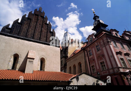 Repubblica Ceca, Praga, Josefov, quartiere ebraico, sinagoga vecchia-nuova e sinagoga alta (municipio ebraico) Foto Stock