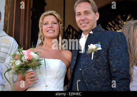 Appena sposato sposa e lo sposo Foto Stock