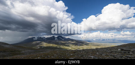 Doccia a pioggia, Mt. Akka, Lapponia, Svezia Foto Stock