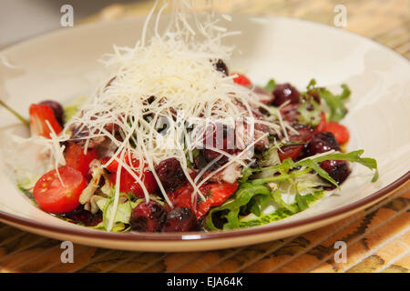 Insalata fresca con cherry Foto Stock