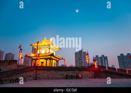 Bella antica mura della città di Xi'an Foto Stock