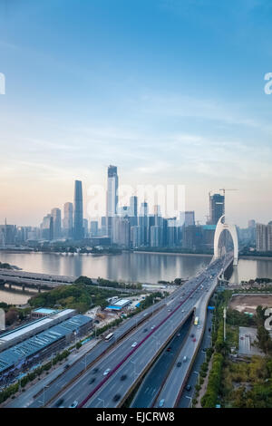 Vista aerea di Guangzhou bridge liede Foto Stock