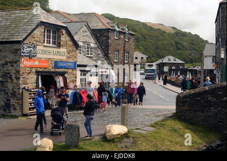 Boscastle villaggio costiero situato nel North Cornwall. Foto Stock