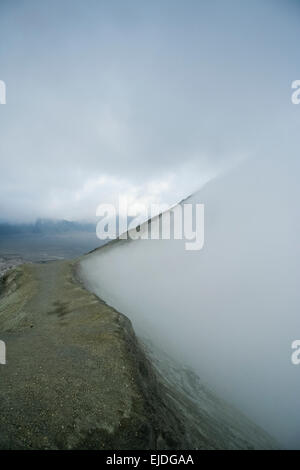 Monte Bromo, Indonesia. Vista della parte superiore del vulcanico Monte Bromo. Foto Stock