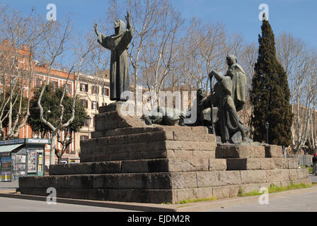 Statua di San Francesco di Assisi a Roma. Foto Stock