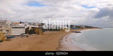 Spiaggia di Albufeira in Algarve, Portogallo, Europa Foto Stock