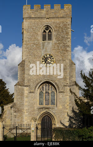 La Chiesa di San Pietro in grande Haseley, Oxfordshire. Il villaggio è un luogo per la popolare serie TV Midsomer omicidi Foto Stock