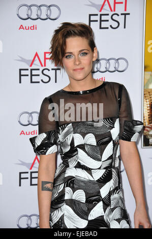 LOS ANGELES, CA - Novembre 12, 2014: Kristen Stewart alla premiere del suo film 'Still Alice" come parte dell'AFI FEST 2014 presso il Teatro Dolby, Hollywood. Foto Stock