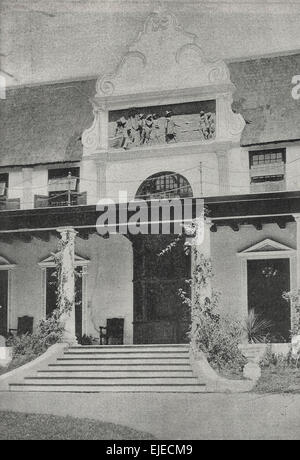 La porta anteriore di Cecil Rhodes' Home - su questo bel portale di bronzo a bassorilievo di Tweed, che rappresenta lo sbarco di Van Riebeek in Table Bay nel 1652 Foto Stock