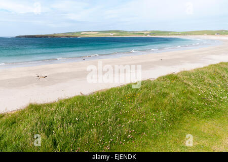 La baia di Skaill sulla costa occidentale di Orkney continentale. Foto Stock