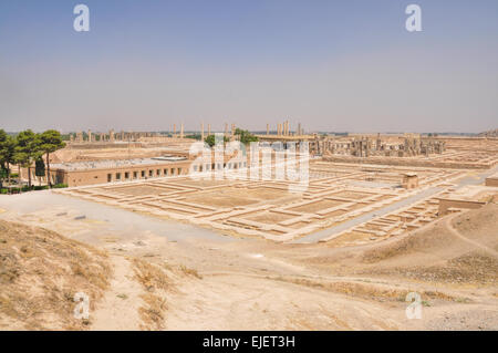 Rovine della famosa capitale persiana Persepoli in Iran corrente Foto Stock