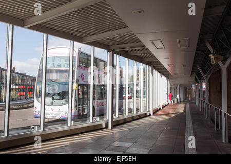 Interscambio di seppellire in Greater Manchester in una giornata di sole Foto Stock