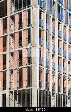 Un alto edificio di uffici in costruzione Foto Stock