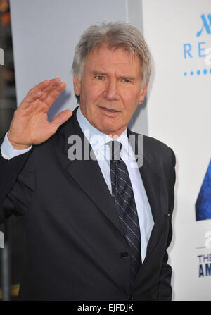 LOS ANGELES, CA - Aprile 9, 2013: Harrison Ford presso il Los Angeles premiere del suo nuovo film '42: la storia vera di una leggenda americana" presso il Teatro Cinese, Hollywood. Immagine: Jaguar Foto Stock