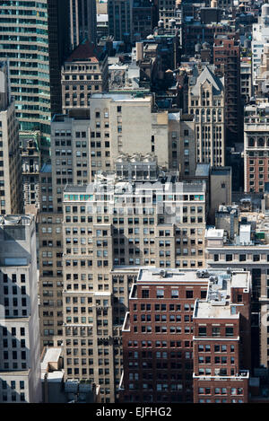 Vista aerea di edifici nel centro di Manhattan, New York City, nello Stato di New York, Stati Uniti d'America Foto Stock