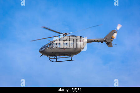 WASHINGTON, DC, Stati Uniti d'America - STATI UNITI Esercito elicottero durante il volo. Foto Stock