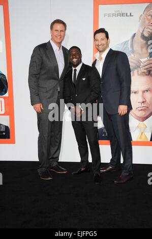 Los Angeles, CA, Stati Uniti d'America. 25 Mar, 2015. Will Ferrell, Kevin Hart, ETAN Cohen presso gli arrivi per ottenere HARD Premiere, Cinese TCL 6 teatri (in precedenza Grauman's), Los Angeles, CA, 25 marzo 2015. Credito: Elizabeth Goodenough/Everett raccolta/Alamy Live News Foto Stock