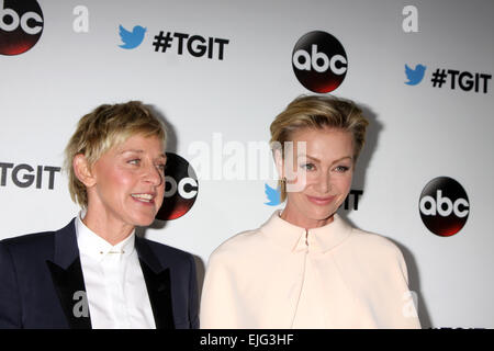 TGIT Premiere evento per Gray's Anatomy, scandalo, come ottenere via con l' omicidio a Palihouse il 20 settembre 2014. Tutti e tre gli spettacoli sono prodotte da Shonda Rhimes dotate: Ellen DeGeneres,Portia deRossi dove: West Hollywood, California, Stati Uniti quando: Foto Stock