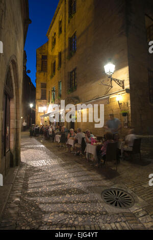 "Place du Marché-aux-Oies' oca, luogo di mercato, Sarlat-la-Canéda, Perigord Noir, Dordogne Aquitaine Francia Europa Foto Stock