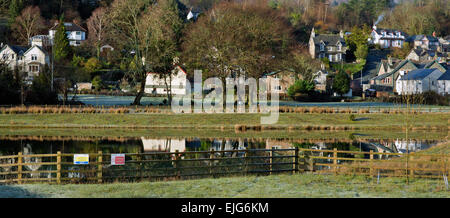 Il villaggio di Trefriw nel Conwy Valley su un inverni giornata nel Parco Nazionale di Snowdonia Gwynedd North Wales UK Foto Stock