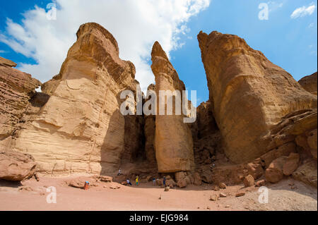 Parco di Timna, Israele - Oct 13, 2014: Salomone pilastri della formazione di roccia a Timna Park nel sud del deserto del Negev in Israele Foto Stock