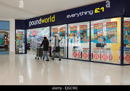 Sconto poundworld store, Norwich, Norfolk, Inghilterra Foto Stock