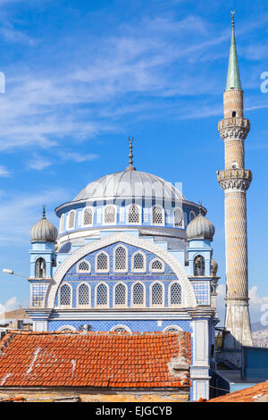 Fatih Camii (Esrefpasa) vecchia moschea nella parte vecchia della città di Izmir, Turchia Foto Stock