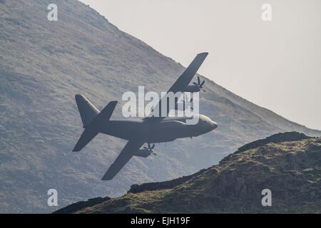 Hercules piano voce basso sopra il Lake District colline (Scafell) Foto Stock