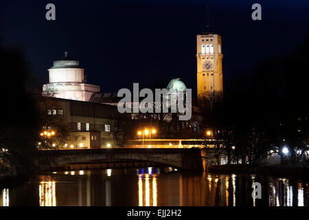 Deutsches Museo Tecnico di notte, Monaco di Baviera, Baviera, Germania, Europa. Foto Stock