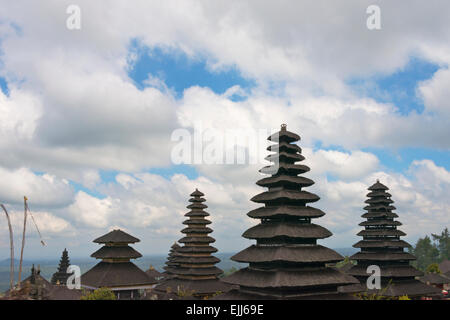 Tempio madre di Besakih, il più importante e più grande e più sacro tempio di religione indù a Bali, in Indonesia Foto Stock