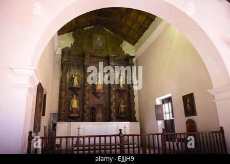 Altare del Museo di Arte Sacra di Santo Domingo de Porta Coeli. San German, Puerto Rico. Territorio statunitense. Isola dei caraibi. Foto Stock