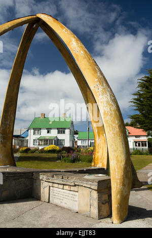 Falkland Port Stanley, whalebone arch, eretto nel 1933 per celebrare il centenario della regola britannica Foto Stock