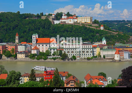 Passau, fiume Inn, Veste Oberhaus fortezza, Bassa Baviera, Baviera, Germania, Europa Foto Stock