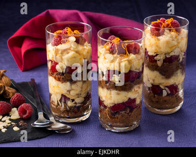 Fig banana Parfait al cioccolato Foto Stock