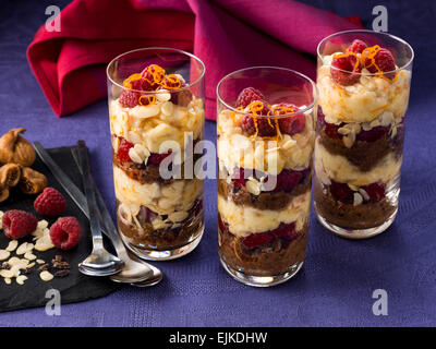 Fig banana Parfait al cioccolato Foto Stock