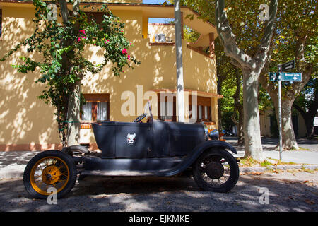 Auto d'epoca in Colonia del Sacramento. Uruguay. Foto Stock