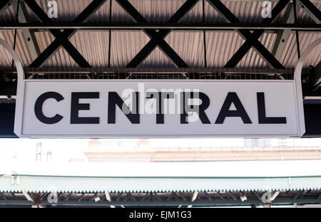 SYDNEY, Australia - 2 febbraio 2015: dettaglio della stazione centrale di Sidney, Australia. È la più grande ed indaffarato railway Foto Stock