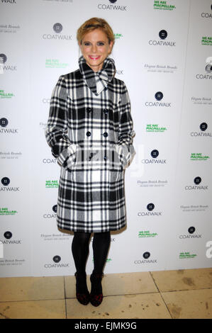 Emilia Fox ospitato dal British fashion house Jacques Vert aiuto Macmillan Cancer Support..famosa IMMAGINI CARATTERISTICHE AGENZIA 13 Harwood Road London SW6 4QP REGNO UNITO Tel +44 (0) 20 7731 9333 Fax +44 (0) 20 7731 9330 e-mail info@famous.uk.com www.famous.uk.com JOAR000079 Foto Stock