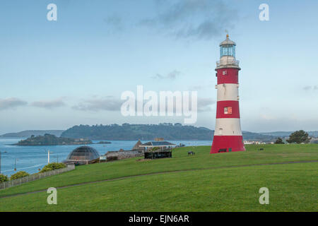 Smeaton torre del faro e Drake's Island in Plymouth Sound , visto da Plymouth Hoe, Devon, Inghilterra, Gran Bretagna, UK. Foto Stock