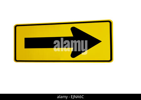 Direzionale cartello stradale rivolta verso destra su giallo Foto Stock