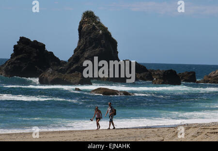 Gli escursionisti sulla spiaggia di Monro Nuova Zelanda Foto Stock