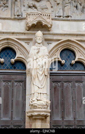 La facciata ovest della cattedrale di Bourges (Saint-Etienne de Bourges, Francia Foto Stock