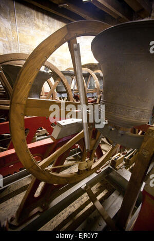 Masham le campane della chiesa Foto Stock