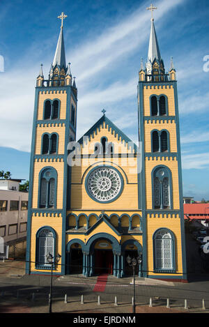 Il Petrus e Paulus cattedrale, la diocesi Cattolica Romana di Paramaribo, un raffinato esempio di architettura in legno, eretta 1817, Para Foto Stock