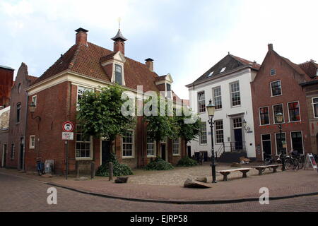 La piazza vecchia in corrispondenza della zona di spigolo di Krommestraat e Havik street in Amersfoort, Paesi Bassi Foto Stock