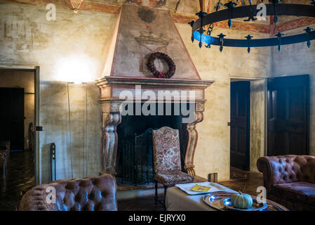 Polesine Parmense, l Antica Corte Pallavicina Relais, dettaglio dell'interno Foto Stock