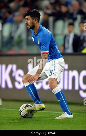 Torino, Italia. 31 Mar, 2015. Calcio internazionale amichevole. Italia contro l'Inghilterra. Roberto Soriano Credito: Azione Sport Plus/Alamy Live News Foto Stock