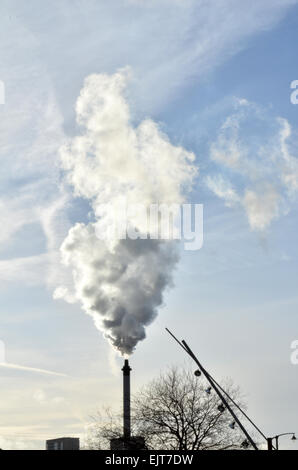 Birreria Gorbals camino vista da Glasgow Green Foto Stock